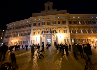 Mattarella bis come argine al circo politico