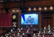 Il presidente d’Ucraina in Parlamento