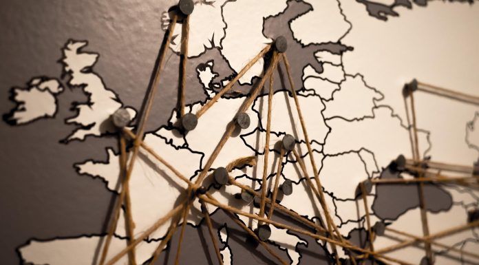 Verso la comunità politica europea